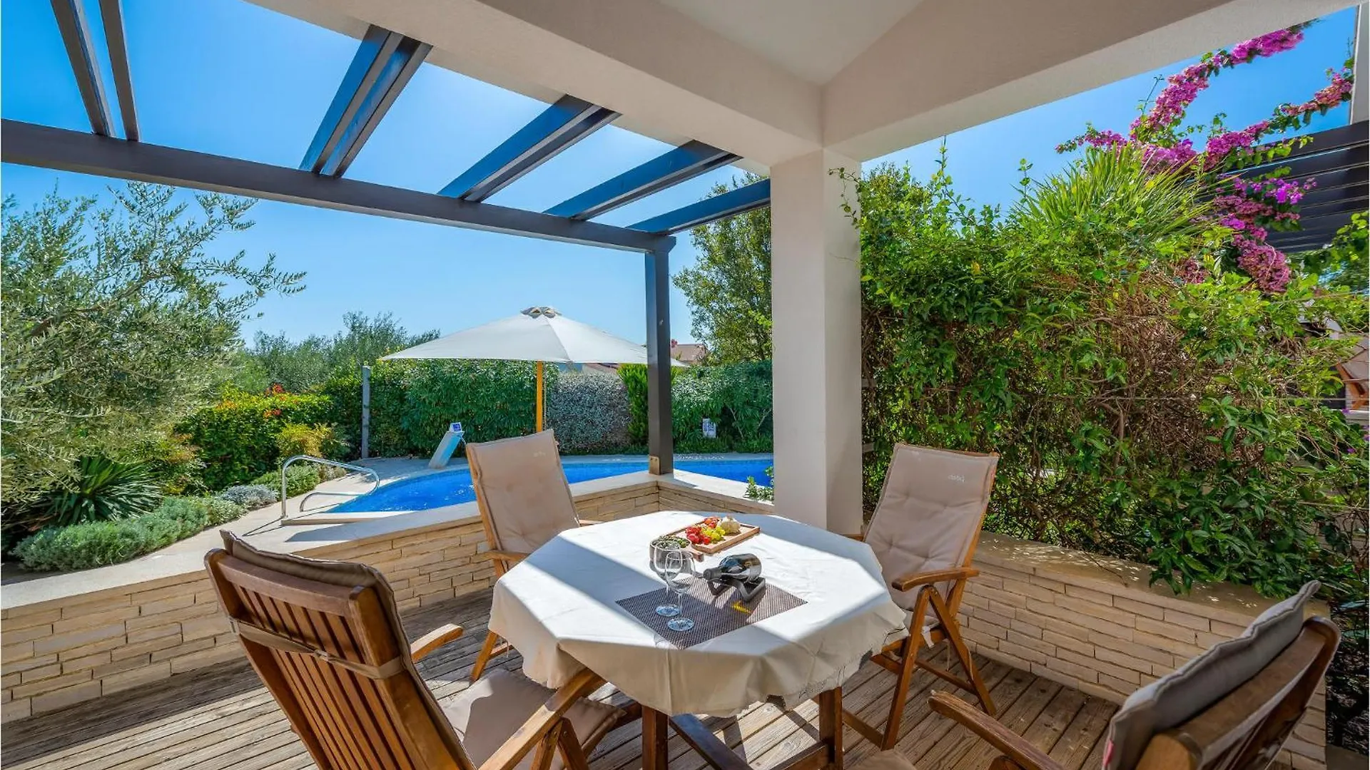 Holiday home Beautiful Home In Liznjan With House Sea View