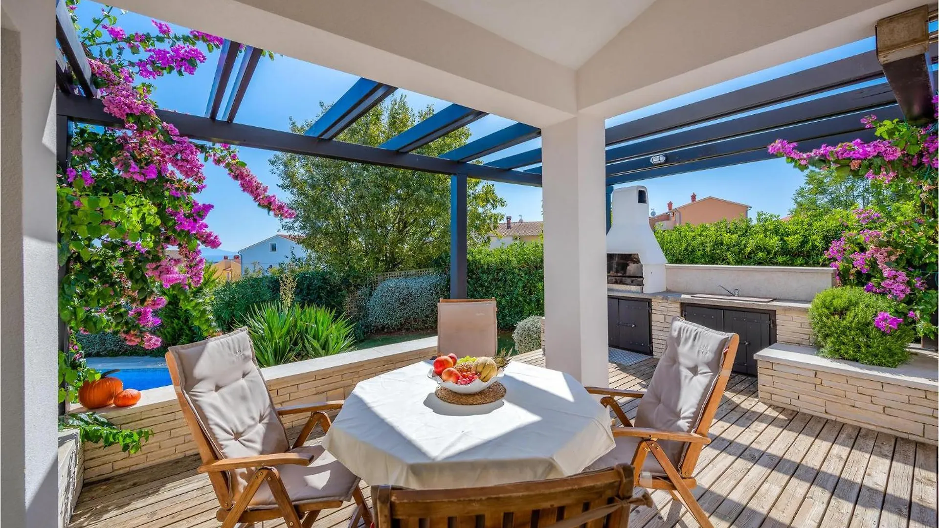Holiday home Beautiful Home In Liznjan With House Sea View